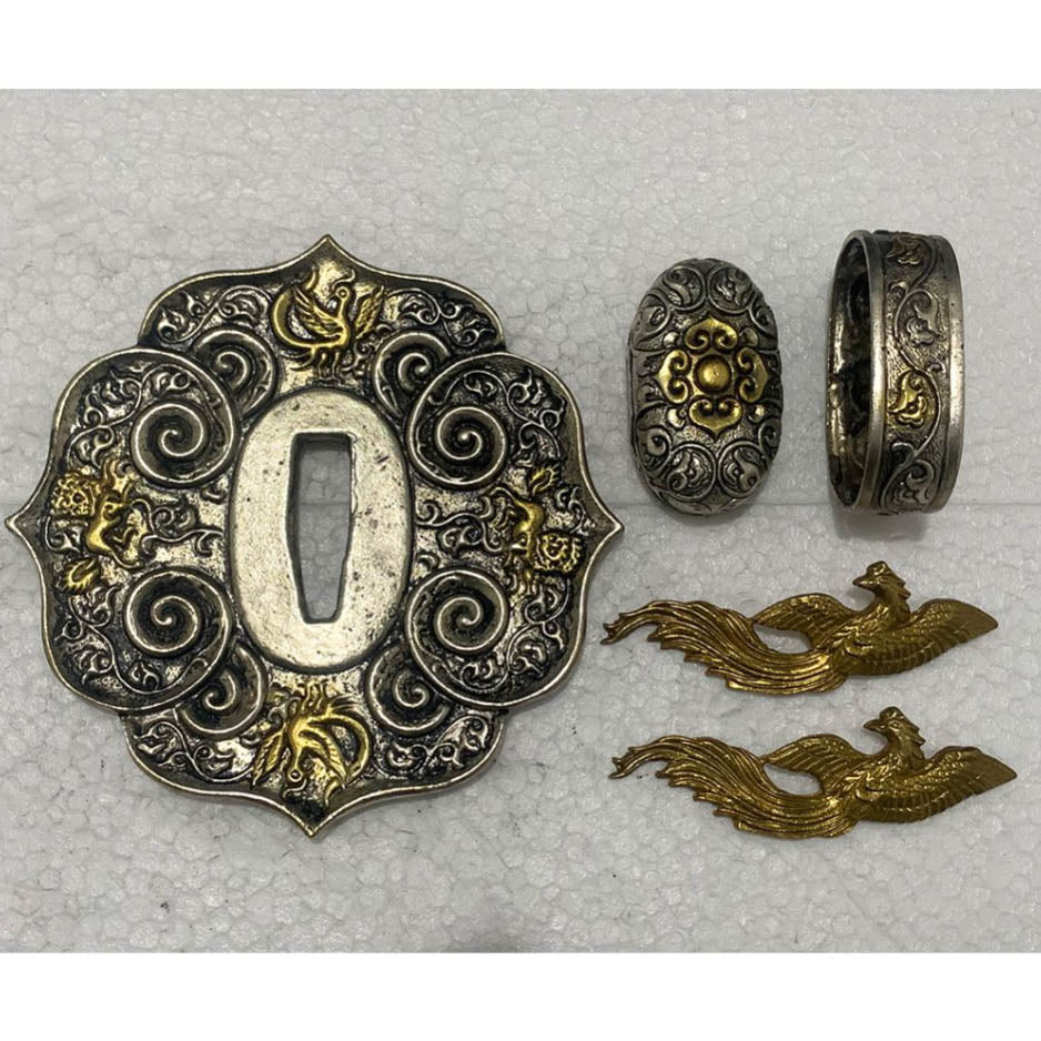 Tsuba 6